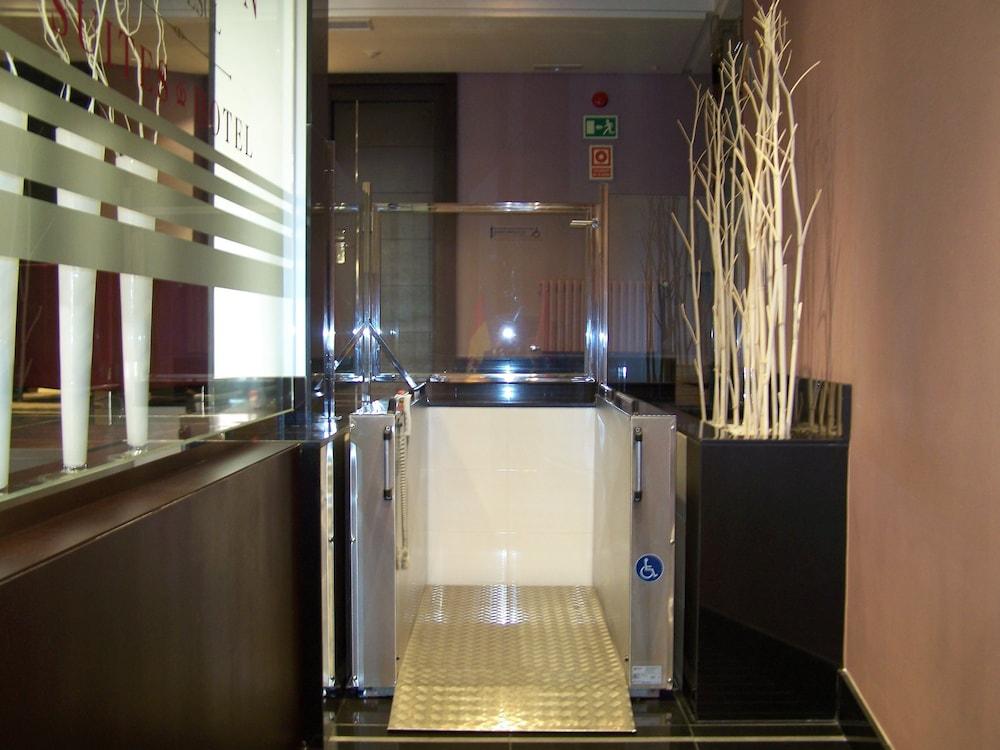 Washington Parquesol Suites & Hotel 바야돌리드 외부 사진